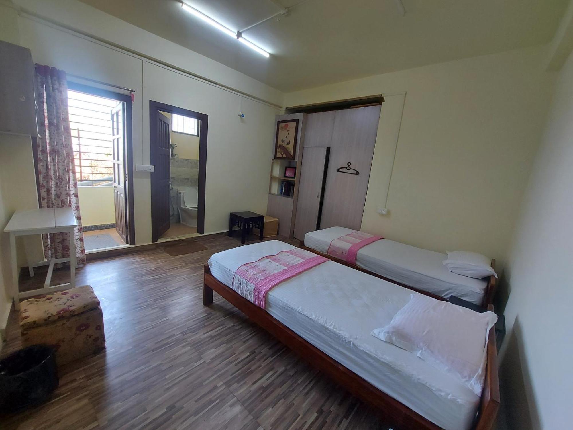 Giftland Homestay Āīzawl 外观 照片